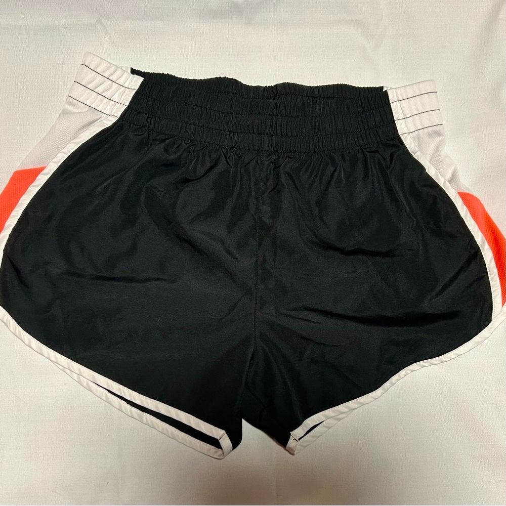 Zone Pro Women's Black and Orange Athletic Shorts Size L